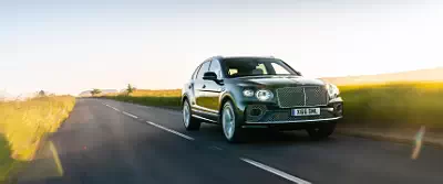Bentley Bentayga Hybrid (Viridian) UK-spec car wallpapers UltraWide 21:9