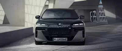 BMW M760e xDrive car wallpapers UltraWide 21:9